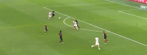 【意甲】莱昂+烈火替补造逆转 AC米兰先丢2球3比2胜